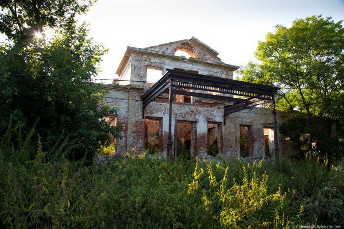 Орловские руины: 10 разрушенных дворянских усадьб